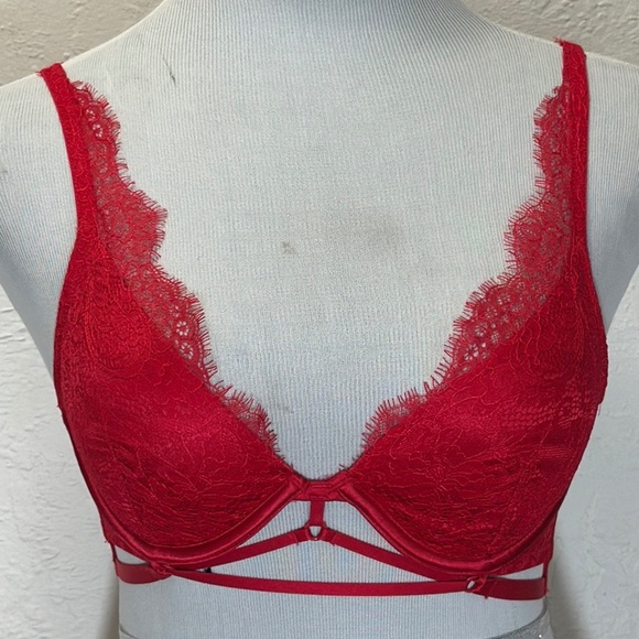 Victoria’s Secret Bra Very Sexy Lightly Lined Plunge Red Women's 32C/C70 - Picture 1 of 10